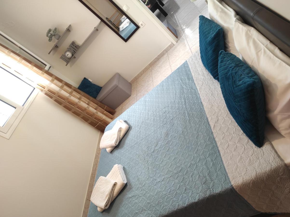 Nickthegreekapartment Galatas  Bagian luar foto