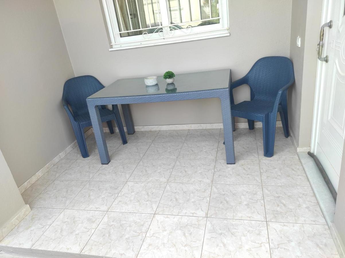 Nickthegreekapartment Galatas  Bagian luar foto