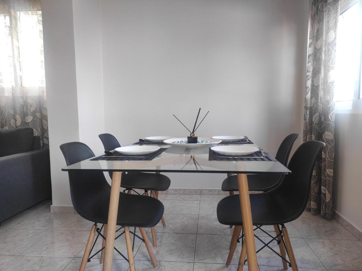 Nickthegreekapartment Galatas  Bagian luar foto