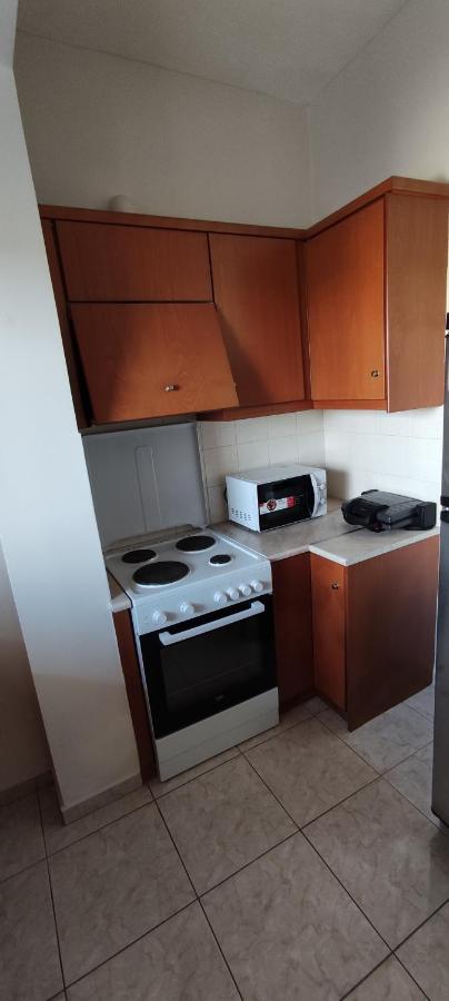 Nickthegreekapartment Galatas  Bagian luar foto