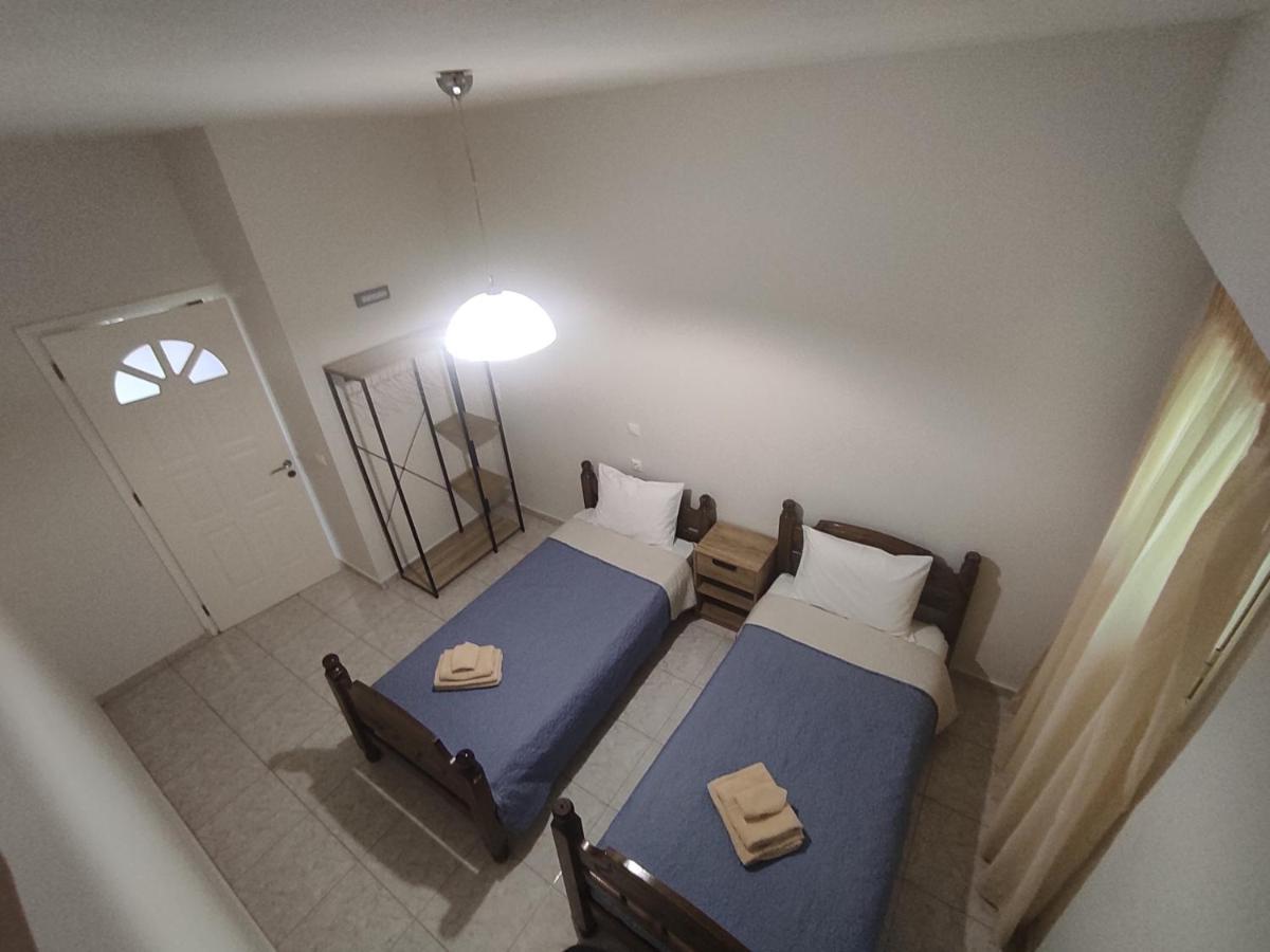 Nickthegreekapartment Galatas  Bagian luar foto